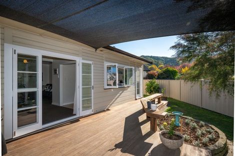 Photo of property in 17 Golding Road, Taradale, Napier, 4112