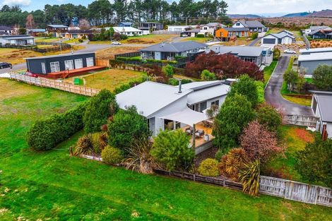 Photo of property in 4 John Norrie Place, Motuoapa, 3382