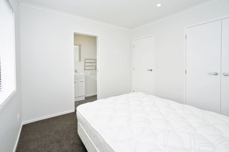 Photo of property in 16/10u Burrows Place, Frankton, Hamilton, 3204