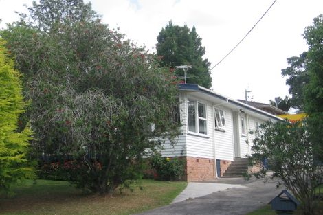 Photo of property in 21 South Lynn Road, Titirangi, Auckland, 0604