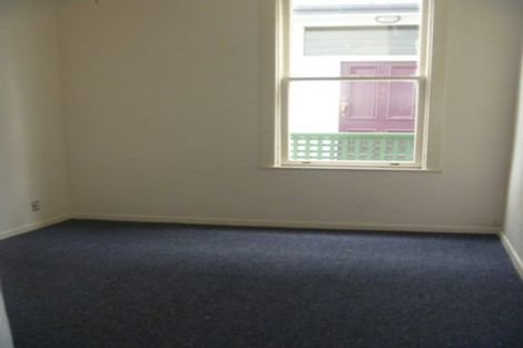 Photo of property in 16 Thompson Street, Mount Cook, Wellington, 6011