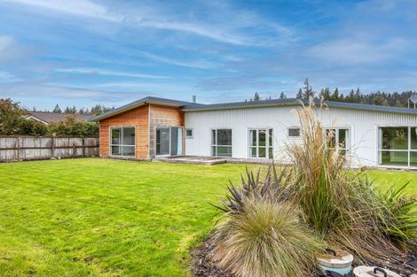 Photo of property in 15 Railway Terrace, Glentunnel, Coalgate, 7673