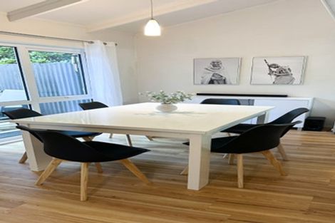 Photo of property in 4 Hiwihau Place, Glenfield, Auckland, 0629