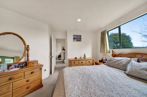 Photo of property in 3a Hillcrest Street, Glen Avon, New Plymouth, 4312