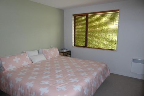 Photo of property in 8u1 Thatcher Crescent, Crofton Downs, Wellington, 6035