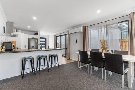 Photo of property in 32 Old Farm Road, Hamilton East, Hamilton, 3216