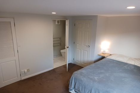 Photo of property in 16j Hobson Street, Thorndon, Wellington, 6011