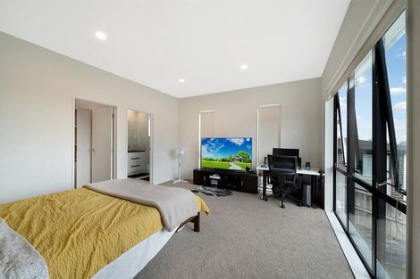 Photo of property in 55 Platinum Rise, Ranui, Auckland, 0612