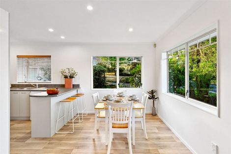 Photo of property in 34 Taioma Crescent, Te Atatu Peninsula, Auckland, 0610