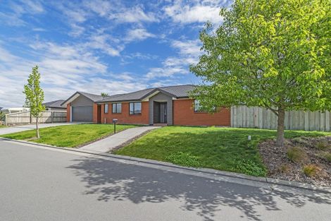 Photo of property in 17 Exeter Lane, Rolleston, 7614