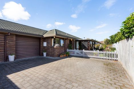 Photo of property in 51c Church Road, Taradale, Napier, 4112