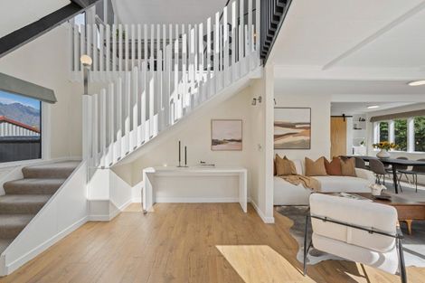 Photo of property in 696 Peninsula Road, Kelvin Heights, Queenstown, 9300