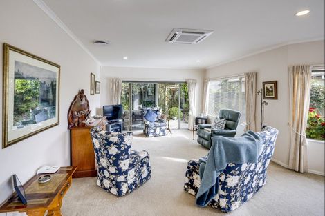 Photo of property in 10 Claridge Place, Taradale, Napier, 4112