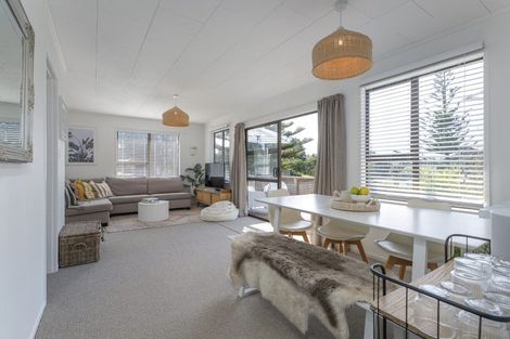 Photo of property in 48 Pauanui Beach Road, Pauanui, Hikuai, 3579