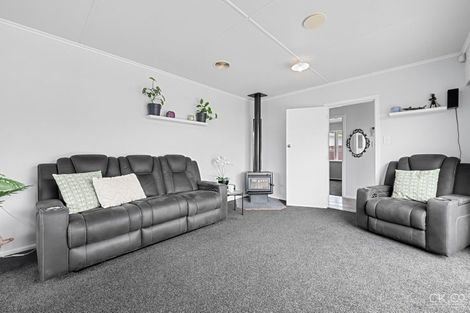 Photo of property in 7 Prestige Place, Maoribank, Upper Hutt, 5018