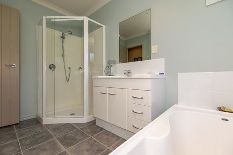 Photo of property in 14 San Priamo Place, Paraparaumu Beach, Paraparaumu, 5032