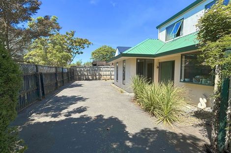 Photo of property in 136 Innes Road, St Albans, Christchurch, 8052