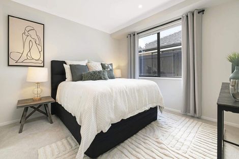 Photo of property in 49 Kaurinui Crescent, One Tree Point, 0118
