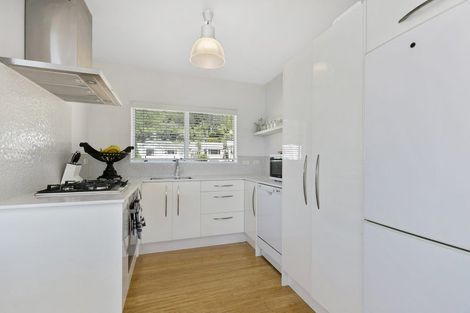 Photo of property in 281 Queens Drive, Lyall Bay, Wellington, 6022