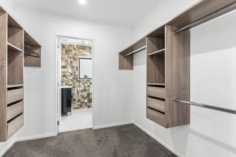 Photo of property in 1 Kendall Court, Wattle Downs, Auckland, 2103