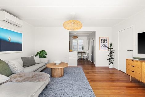 Photo of property in 12 Nimon Street, Havelock North, 4130