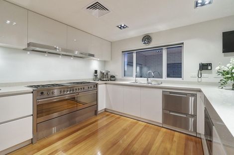 Photo of property in 444 Old Te Atatu Road, Te Atatu Peninsula, Auckland, 0610