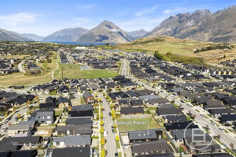 Photo of property in 22 Bale Road, Jacks Point, 9371