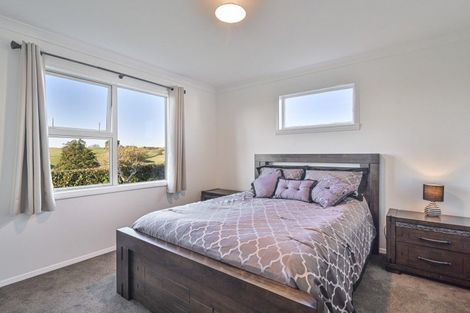 Photo of property in 2642 Raukawa Road, Te Onepu, Hastings, 4174