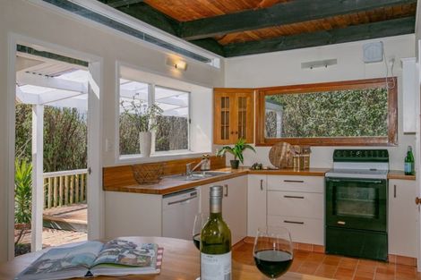 Photo of property in 1 Reading Street, Greytown, 5712