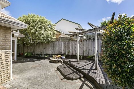Photo of property in 2/20 Penruddocke Road, Half Moon Bay, Auckland, 2012