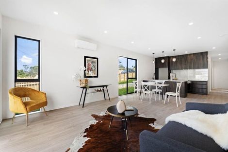 Photo of property in 32 Puhikawa Street, Massey, 0614