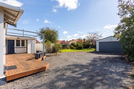 Photo of property in 27 Burns Street, Dannevirke, 4930