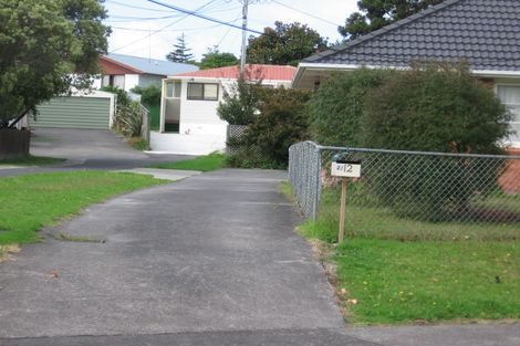Photo of property in 12 Kirrie Avenue, Te Atatu South, Auckland, 0610