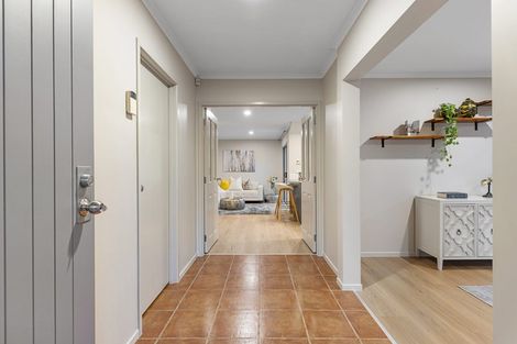 Photo of property in 13 Denim Place, Albany, Auckland, 0632
