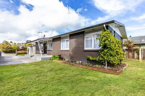Photo of property in 6 Cumberland Street, Tauhara, Taupo, 3330