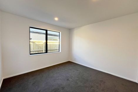 Photo of property in 30 Llew Summers Street, Belfast, 8051