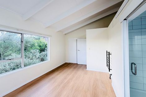 Photo of property in 152 Weatherly Road, Torbay, Auckland, 0630