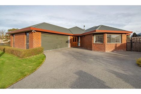 Photo of property in 6 Mcdougal Place, Kaiapoi, 7630