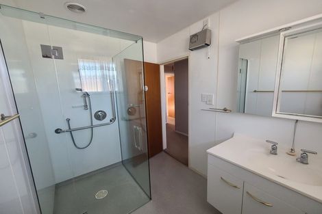 Photo of property in 45 Arran Crescent, Woolston, Christchurch, 8062