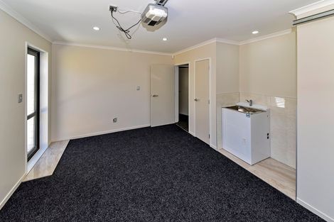 Photo of property in 22a Freyberg Avenue, Papatoetoe, Auckland, 2104
