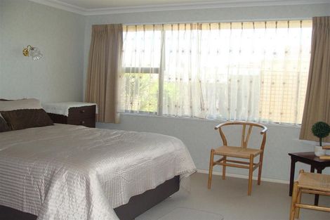 Photo of property in 2/478 Devonport Road, Tauranga South, Tauranga, 3112