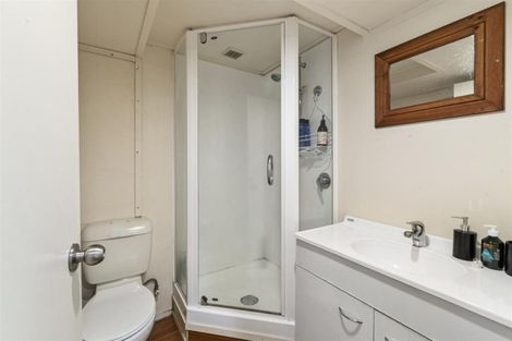 Photo of property in 38a/1 Norwood Road, Bayswater, Auckland, 0622