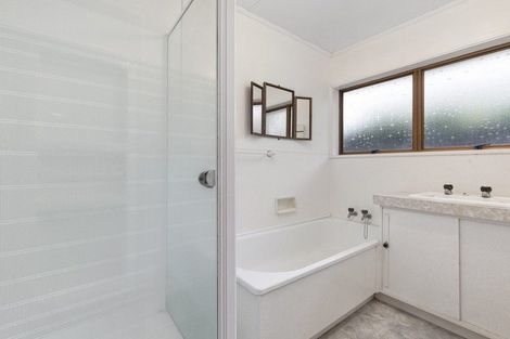 Photo of property in 11 Tui Place, Waiuku, 2123