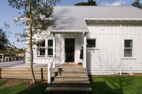 Photo of property in 216 Rowes Road, Hunterville, 4785