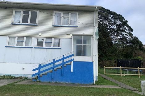 Photo of property in 62- 64 Hampshire Street, Cannons Creek, Porirua, 5024