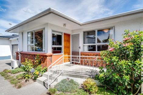 Photo of property in 2/23 Latham Street, Napier South, Napier, 4110