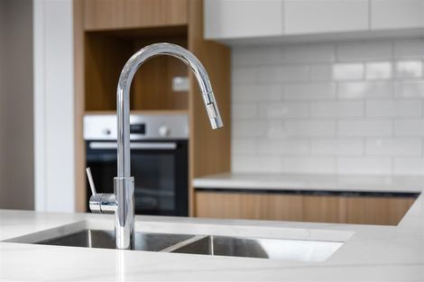 Photo of property in 37 Paina Crescent, Massey, Auckland, 0614