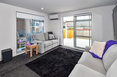 Photo of property in 1 Kanorau Place, Mangere, Auckland, 2022