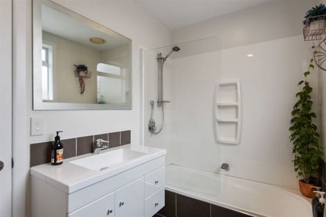 Photo of property in 111 Edinburgh Street, Pukekohe, 2120