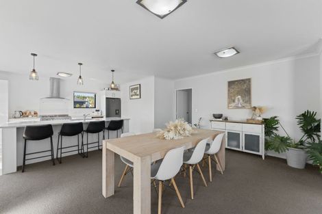 Photo of property in 17 Windsor Street, Richmond Heights, Taupo, 3330